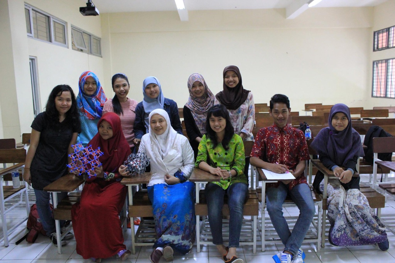 Photo with 2012 entrance year students